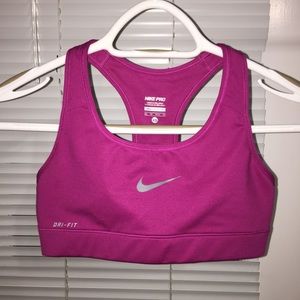 Nike Pro high impact sports bra, berry, XS